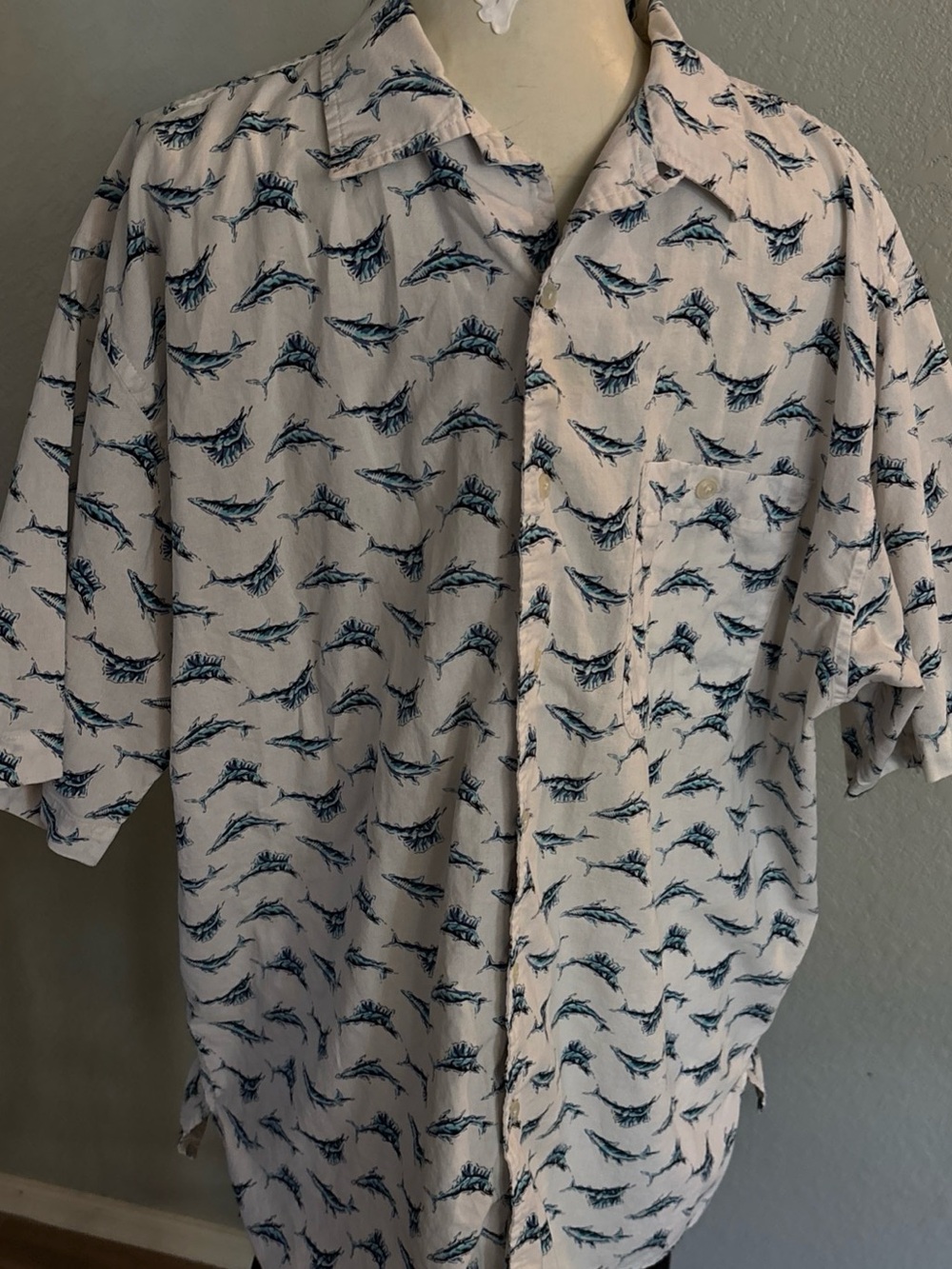 Eddie Bauer White Short-Sleeve Button-Down Shirt with Blue Marlin Fish Print